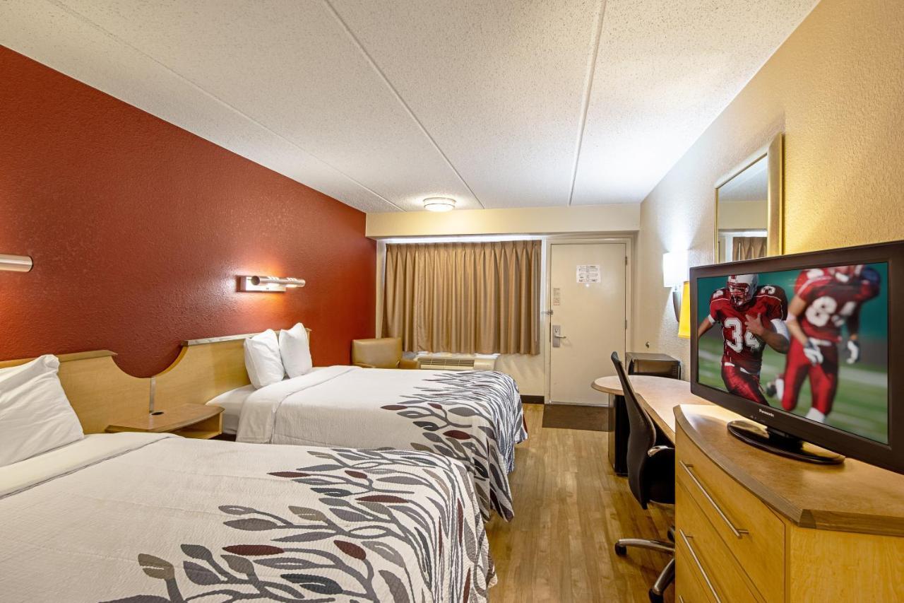 Red Roof Inn Charleston West - Hurricane, Wv Teays Valley Экстерьер фото