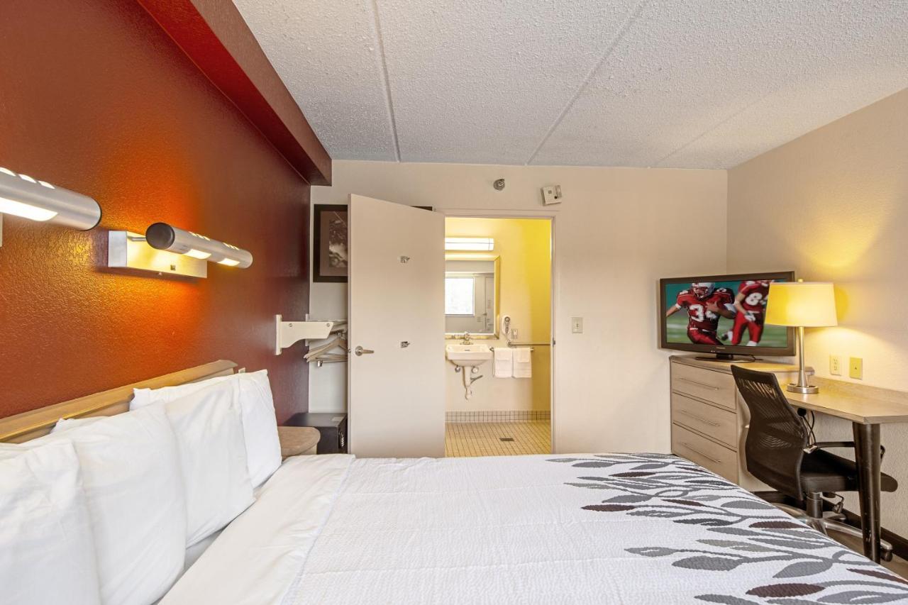 Red Roof Inn Charleston West - Hurricane, Wv Teays Valley Экстерьер фото