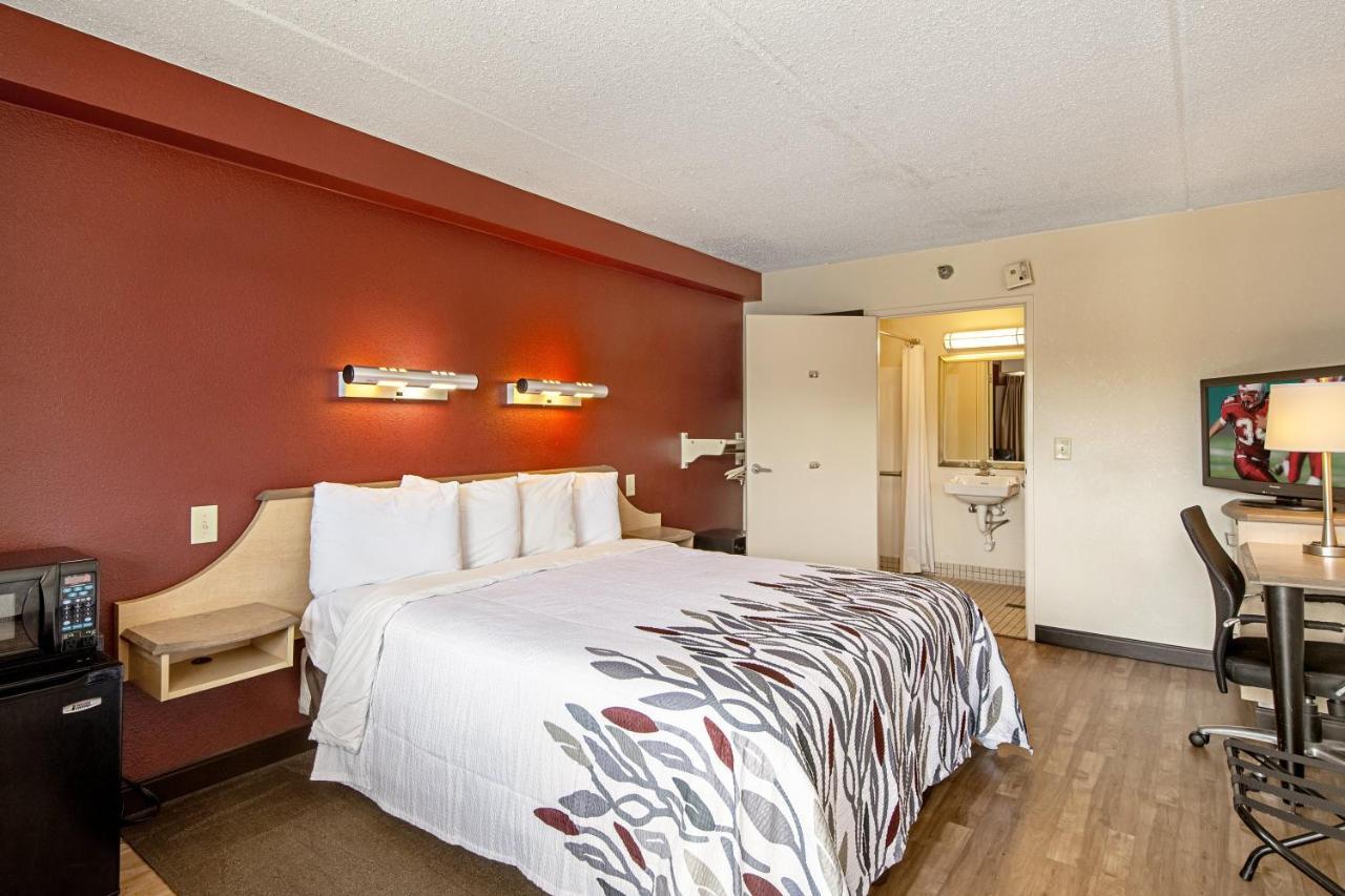 Red Roof Inn Charleston West - Hurricane, Wv Teays Valley Экстерьер фото