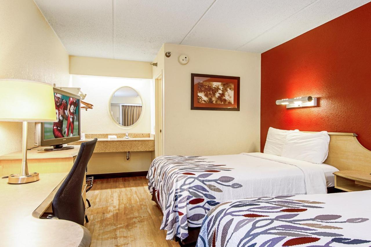 Red Roof Inn Charleston West - Hurricane, Wv Teays Valley Экстерьер фото