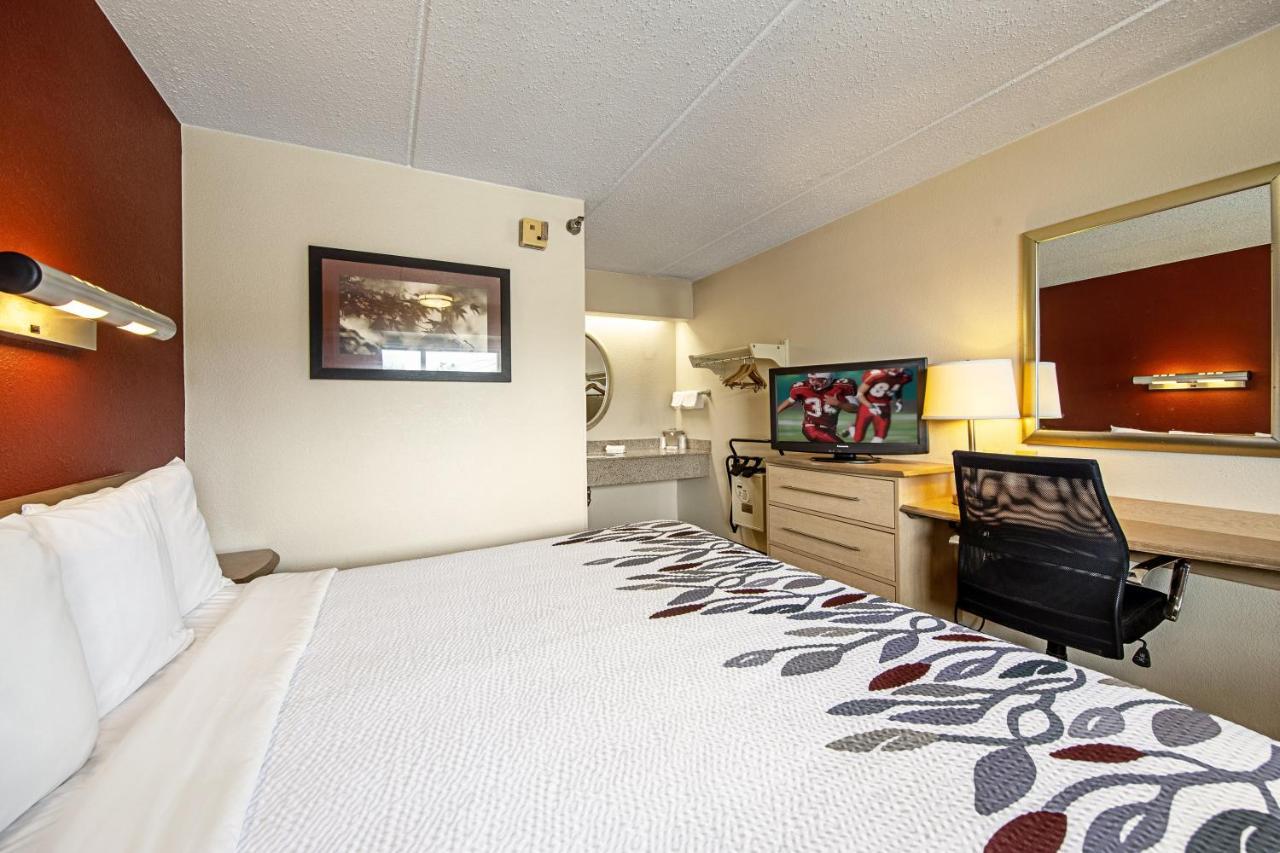 Red Roof Inn Charleston West - Hurricane, Wv Teays Valley Экстерьер фото